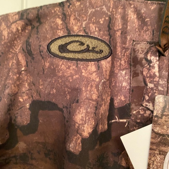 New Youth Drake waterfowl insulated bibs Realtree timber pattern
Youth size 16 - Picture 2 of 6